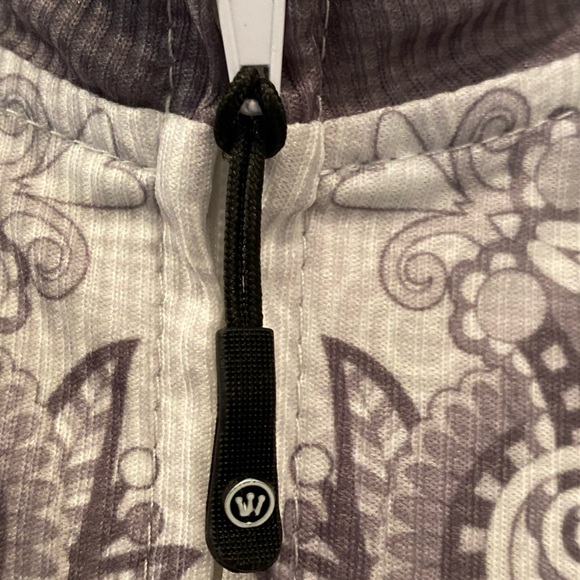 Canari Womens Gray White Long Sleeve Cycling Shirt/ Beautiful Print / Size XL - Picture 4 of 13